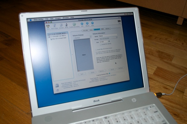 14inch_g4_ibook_a 10