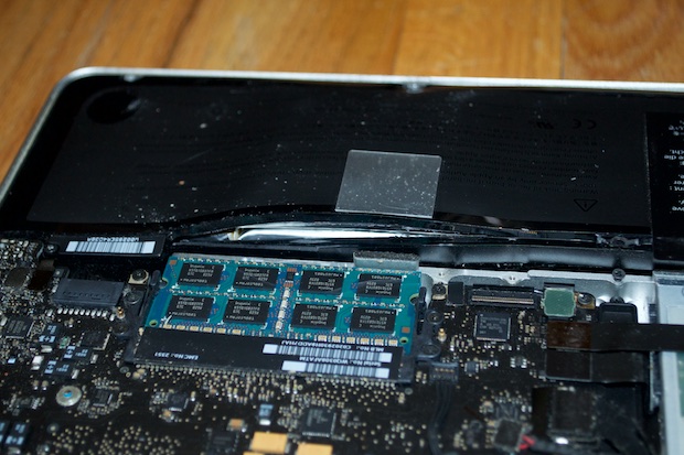 2013macbookpro_battery_repair_0009